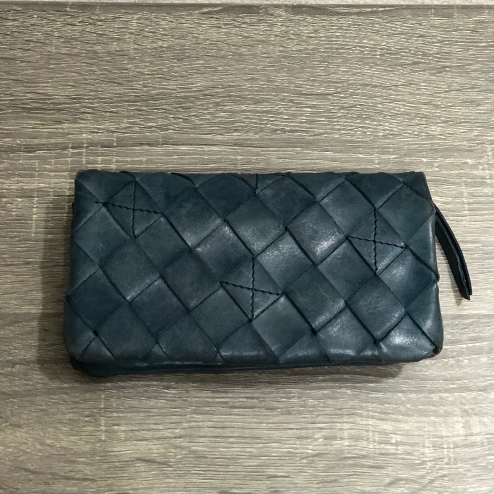Vilenca Holland Blue Leather Wallet.